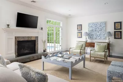 2 Wood Lane, Locust Valley, NY 11560 - Photo 3