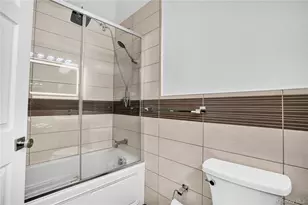 89-53 Vanderveer St, Queens Village, NY 11427 - Photo 17