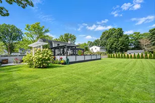 27 Wagner Dr, Coram, NY 11727 - Photo 35