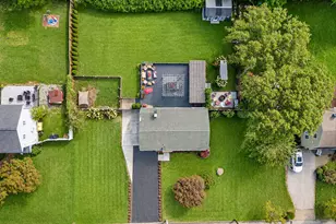 27 Wagner Dr, Coram, NY 11727 - Photo 3