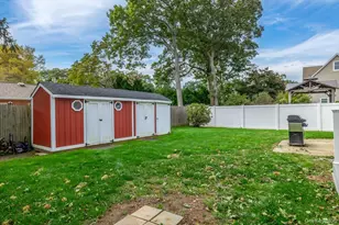 44 Garfield Pl, East Northport, NY 11731 - Photo 35