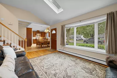 655 Hyman Avenue, Bay Shore, NY 11706 - Photo 3
