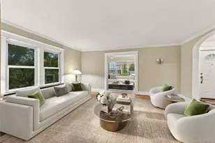 24 Bella Vista St, Locust Valley, NY 11560 - Photo 7