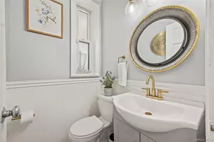 2053 Van Hoesen Ave, Bronx, NY 10461 - Photo 13