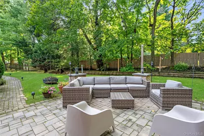 1 W Gate Drive, Huntington, NY 11743 - Photo 29