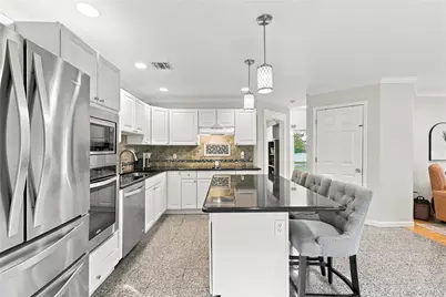 5 Aspatuck Court, Commack, NY 11725 - Photo 9