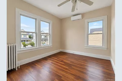 241 Beach 118th Street, Rockaway Park, NY 11694 - Photo 15