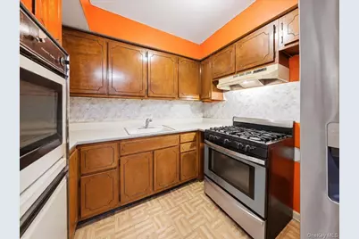 3919 Grace Avenue, Bronx, NY 10466 - Photo 9