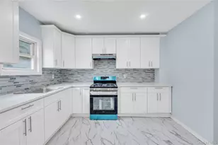 217-08 110th Rd, Queens Village, NY 11429 - Photo 9