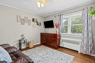 328 1st Ave, Lindenhurst, NY 11757 - Photo 17