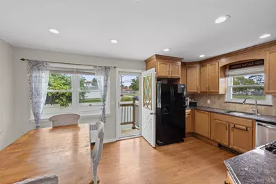 328 1st Avenue, Lindenhurst, NY 11757 - Photo 13
