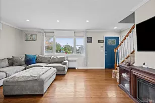 328 1st Ave, Lindenhurst, NY 11757 - Photo 5