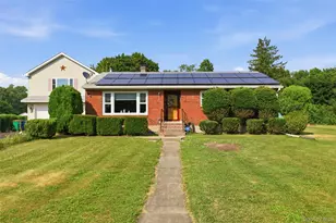 1 Hiko Pl, Fishkill, NY 12524 - Photo 3