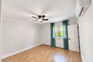 72-52 Metropolitan Ave, Middle Village, NY 11379 - Photo 13