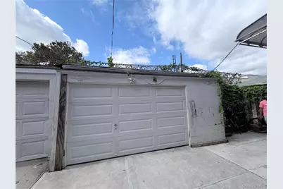 1214 E 34th Street, Brooklyn, NY 11210 - Photo 21