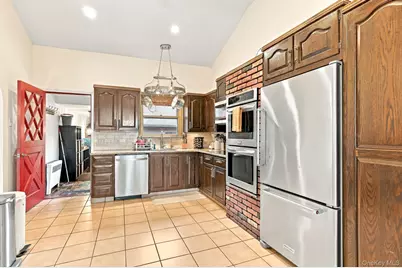16 W Lake Boulevard, Mahopac, NY 10541 - Photo 15
