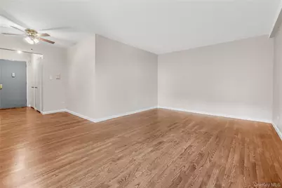 84-50 169th Street #418, Jamaica, NY 11432 - Photo 5