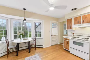 365 Van Buren St, Saint James, NY 11780 - Photo 11