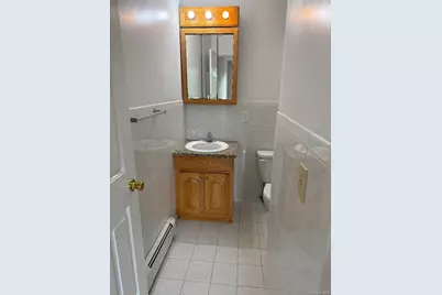 7862 79th Place, Glendale, NY 11385 - Photo 9