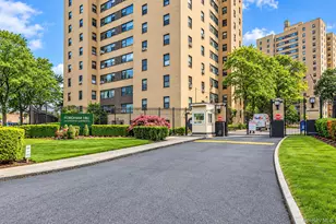 4 Fordham Hill Oval, Bronx, NY 10468 - Photo 21