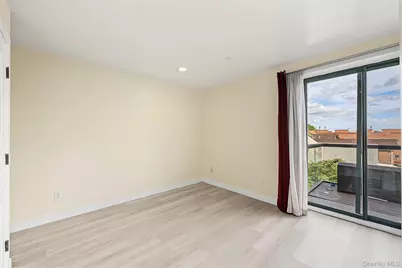 41-39 149th St #3F, Flushing, NY 11355 - Photo 17