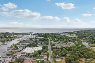 195 River Ave, Patchogue, NY 11772 - Photo 29