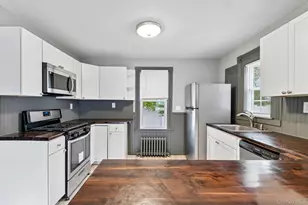 195 River Ave, Patchogue, NY 11772 - Photo 9