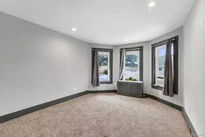 195 River Avenue, Patchogue, NY 11772 - Photo 17