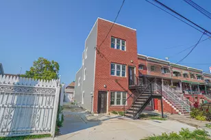 1011 E 221st St, Bronx, NY 10469 - Photo 19
