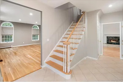 56 Londonderry Lane, Somers, NY 10589 - Photo 5