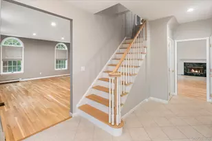 56 Londonderry Ln, Somers, NY 10589 - Photo 5