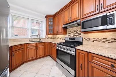 1625 Emmons Avenue #DD, Brooklyn, NY 11235 - Photo 7
