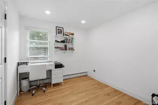 77 Winchester Dr, Lindenhurst, NY 11757 - Photo 15