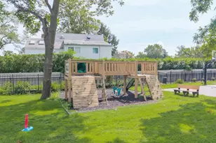 8 Goodwin Pl, Northport, NY 11768 - Photo 31