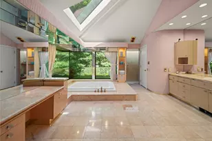 101 Wheatley Rd, Old Westbury, NY 11568 - Photo 13