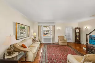 1114 Mace Ave, Bronx, NY 10469 - Photo 11