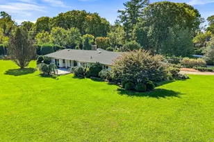 1 Cornwells Beach Rd, Port Washington, NY 11050 - Photo 9