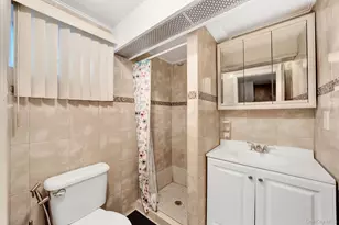 93-22 201st St, Hollis, NY 11423 - Photo 31