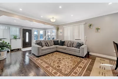 9322 201st Street, Hollis, NY 11423 - Photo 5