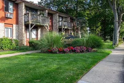 263 River Avenue #19, Patchogue, NY 11772 - Photo 33
