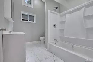 1945 New Hackensack Rd, Poughkeepsie, NY 12603 - Photo 7