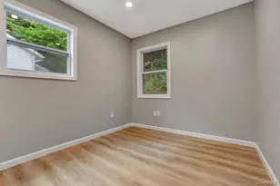 1945 New Hackensack Rd, Poughkeepsie, NY 12603 - Photo 9