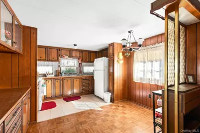 658 Sound Avenue #E-12, Calverton, NY 11933 - Photo 7