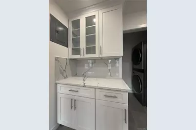 15-80 208th Place, Bayside, NY 11360 - Photo 5