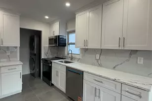 15-80 208th Pl, Bayside, NY 11360 - Photo 3