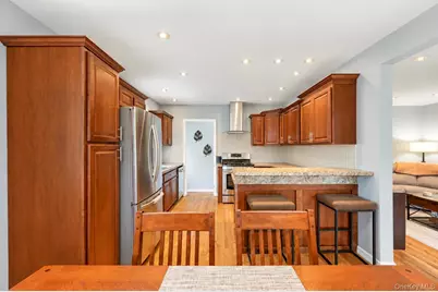 61 Stephen Place, Valley Stream, NY 11580 - Photo 11