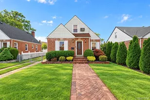 61 Stephen Pl, Valley Stream, NY 11580 - Photo 41