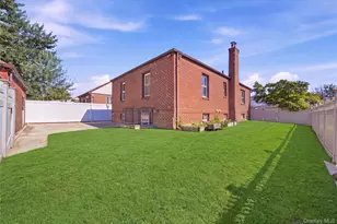 48 Central Blvd, Merrick, NY 11566 - Photo 29