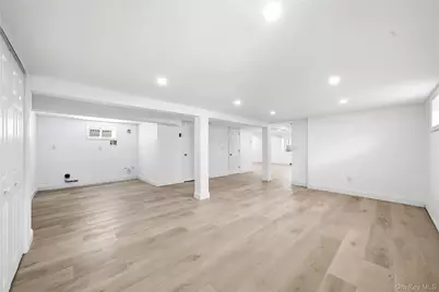 48 Central Boulevard, Merrick, NY 11566 - Photo 21