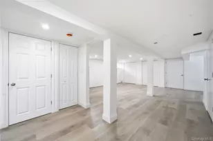 48 Central Blvd, Merrick, NY 11566 - Photo 19